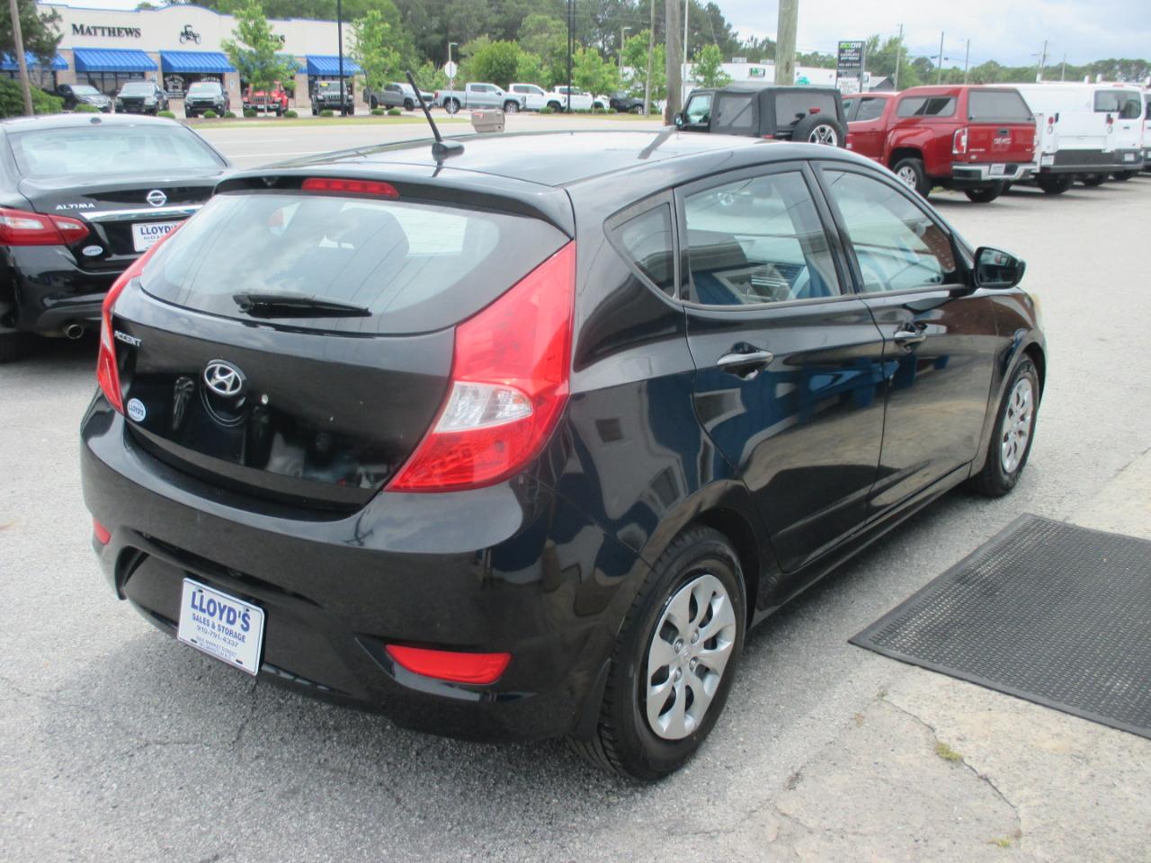 Hyundai Accent SE Hatchback Auto 2017