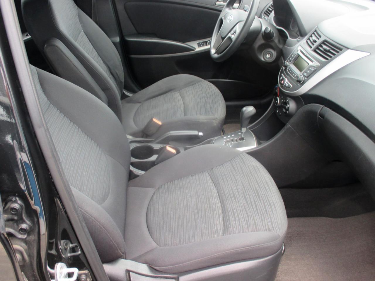 Hyundai Accent SE Hatchback Auto 2017