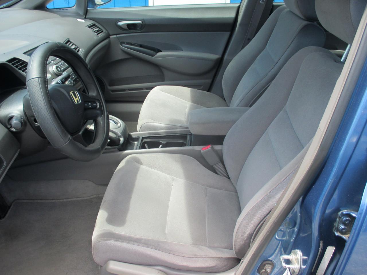 Honda Civic Sdn 4dr AT LX 2007