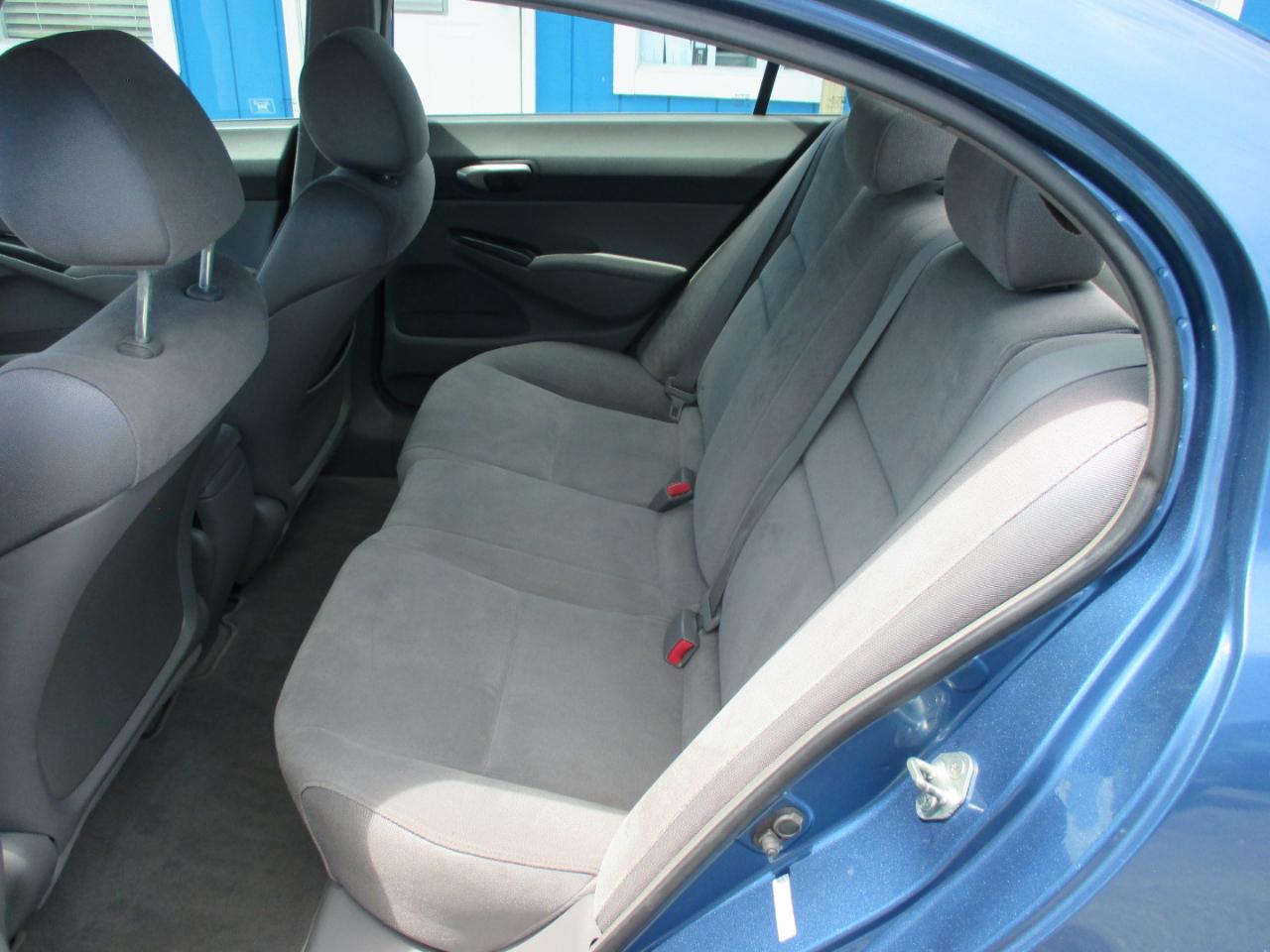Honda Civic Sdn 4dr AT LX 2007