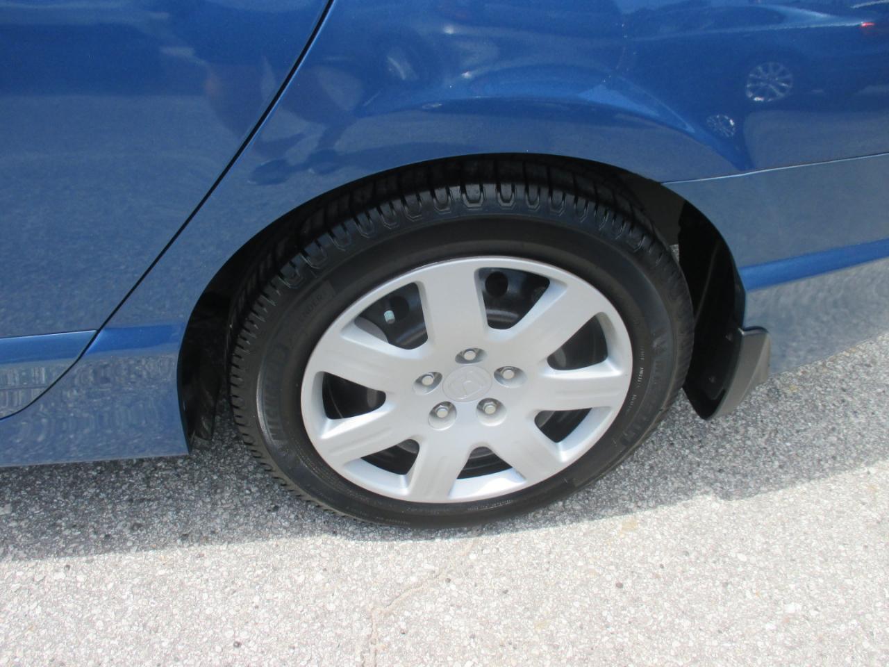 Honda Civic Sdn 4dr AT LX 2007