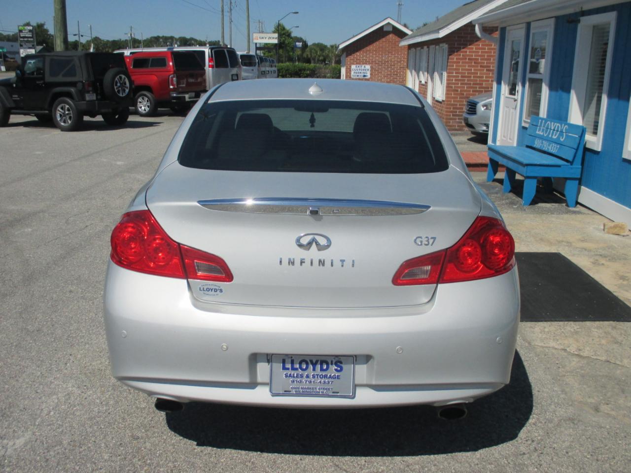 Infiniti G37 Sedan 4dr Journey RWD 2011