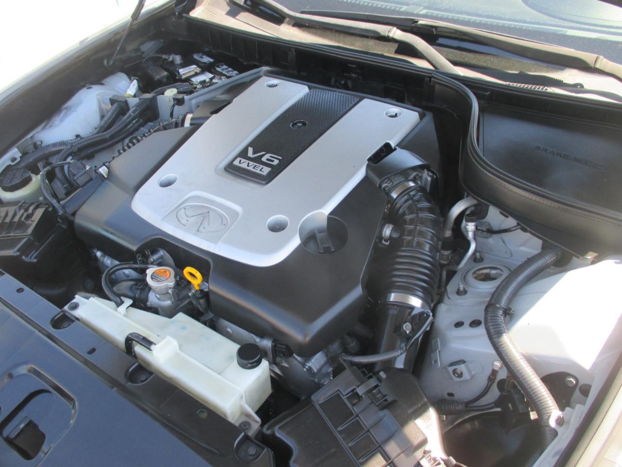 Infiniti G37 Sedan 4dr Journey RWD 2011