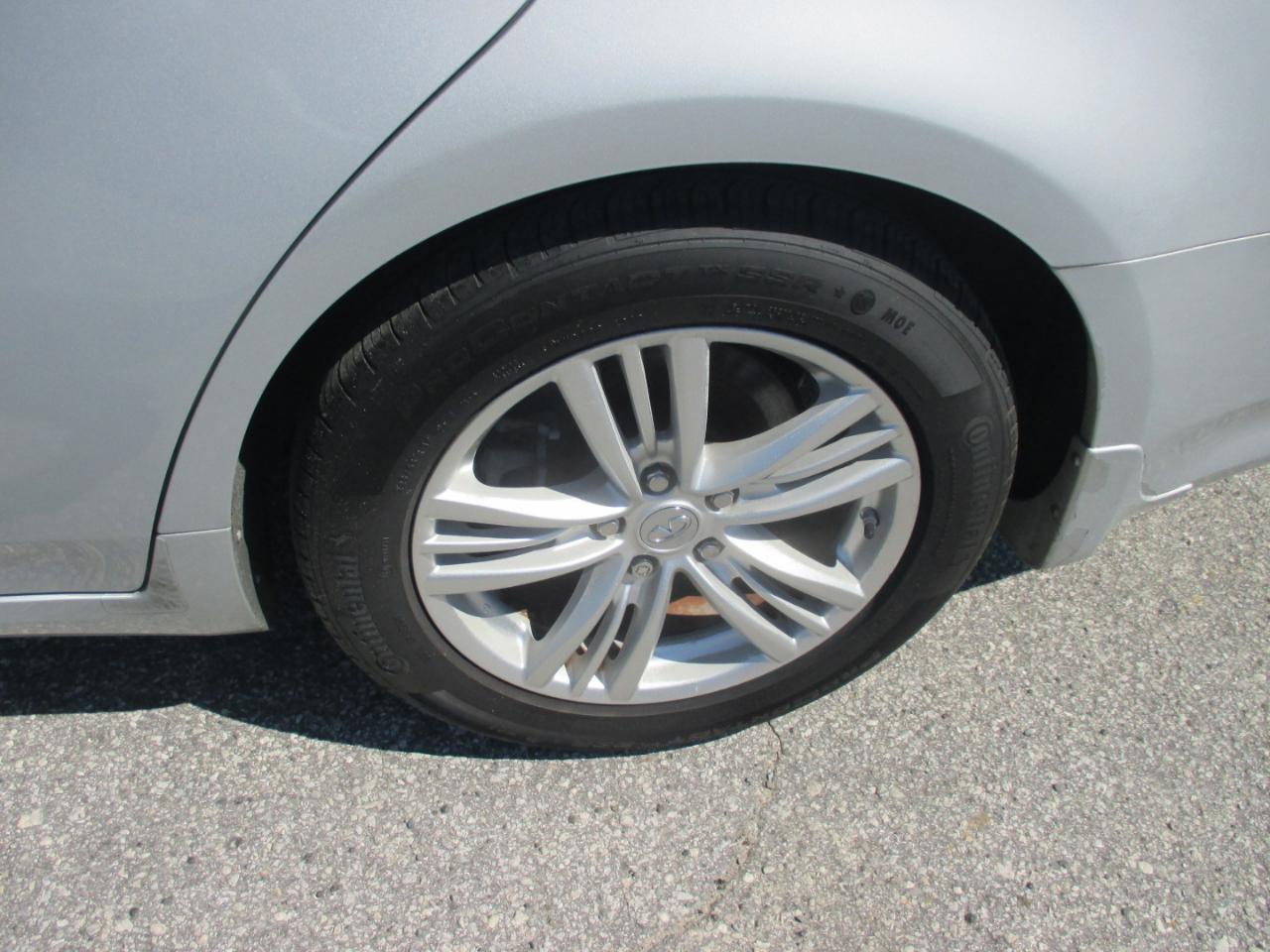 Infiniti G37 Sedan 4dr Journey RWD 2011