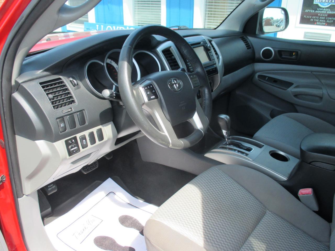 Toyota Tacoma 2WD Double Cab V6 AT PreRunner (Natl) 2013