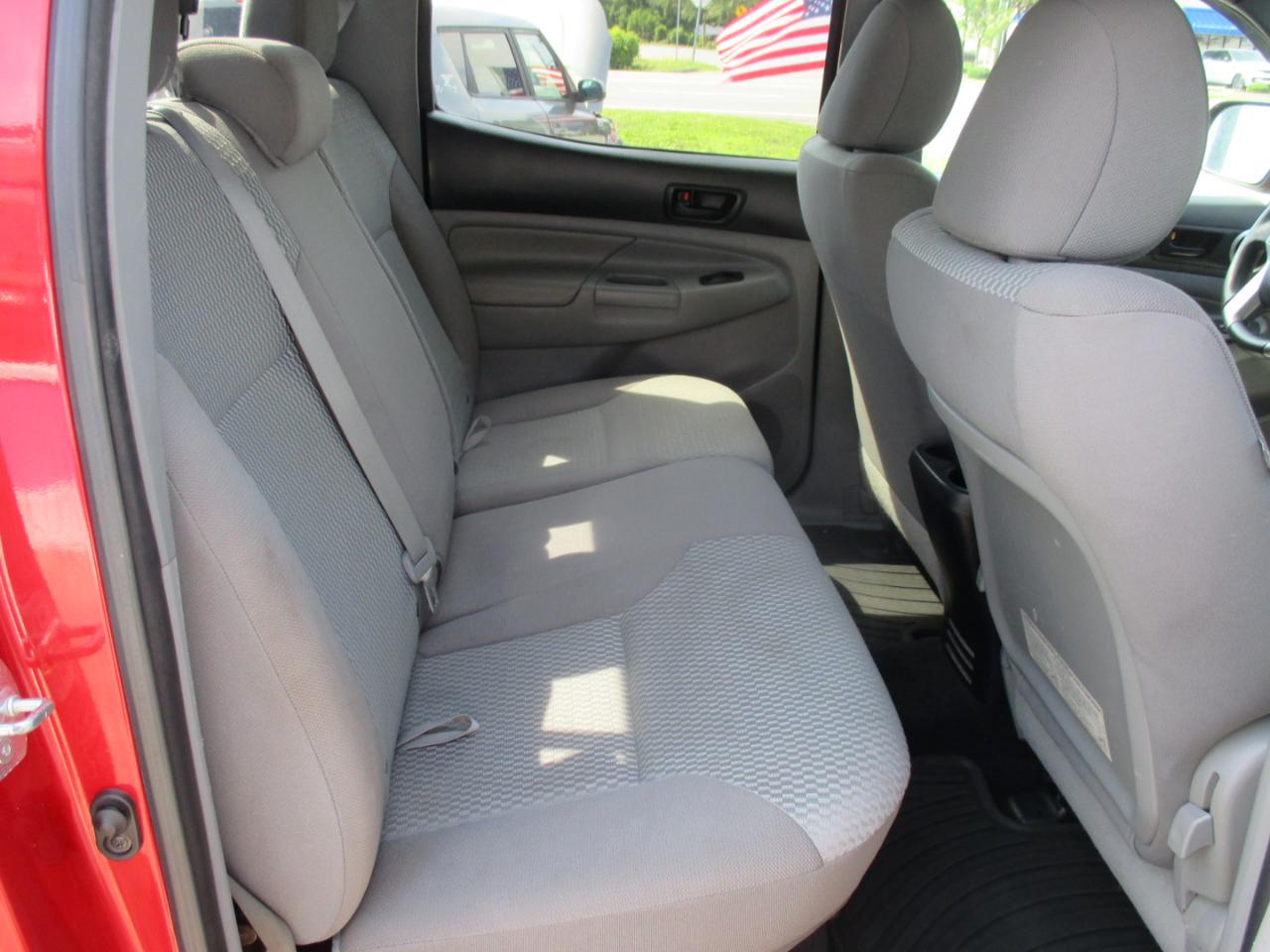 Toyota Tacoma 2WD Double Cab V6 AT PreRunner (Natl) 2013