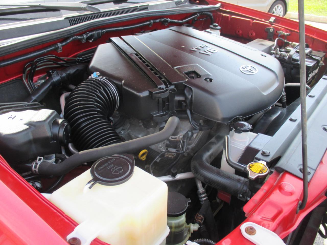 Toyota Tacoma 2WD Double Cab V6 AT PreRunner (Natl) 2013