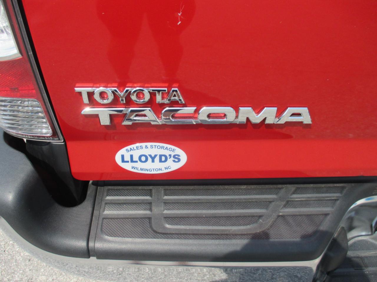 Toyota Tacoma 2WD Double Cab V6 AT PreRunner (Natl) 2013