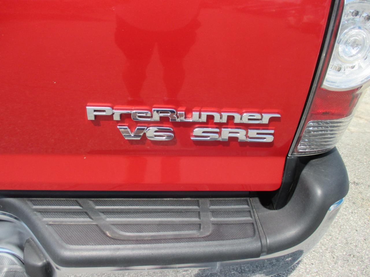 Toyota Tacoma 2WD Double Cab V6 AT PreRunner (Natl) 2013