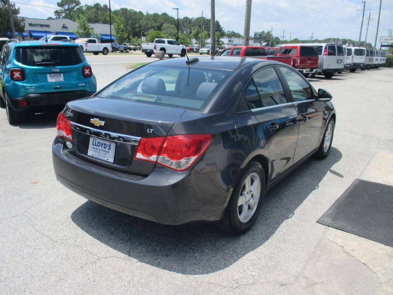 Chevrolet Cruze Limited 4dr Sdn Auto LT w/1LT 2016
