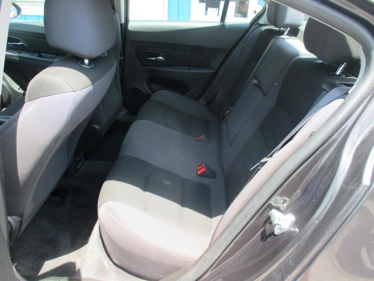 Chevrolet Cruze Limited 4dr Sdn Auto LT w/1LT 2016