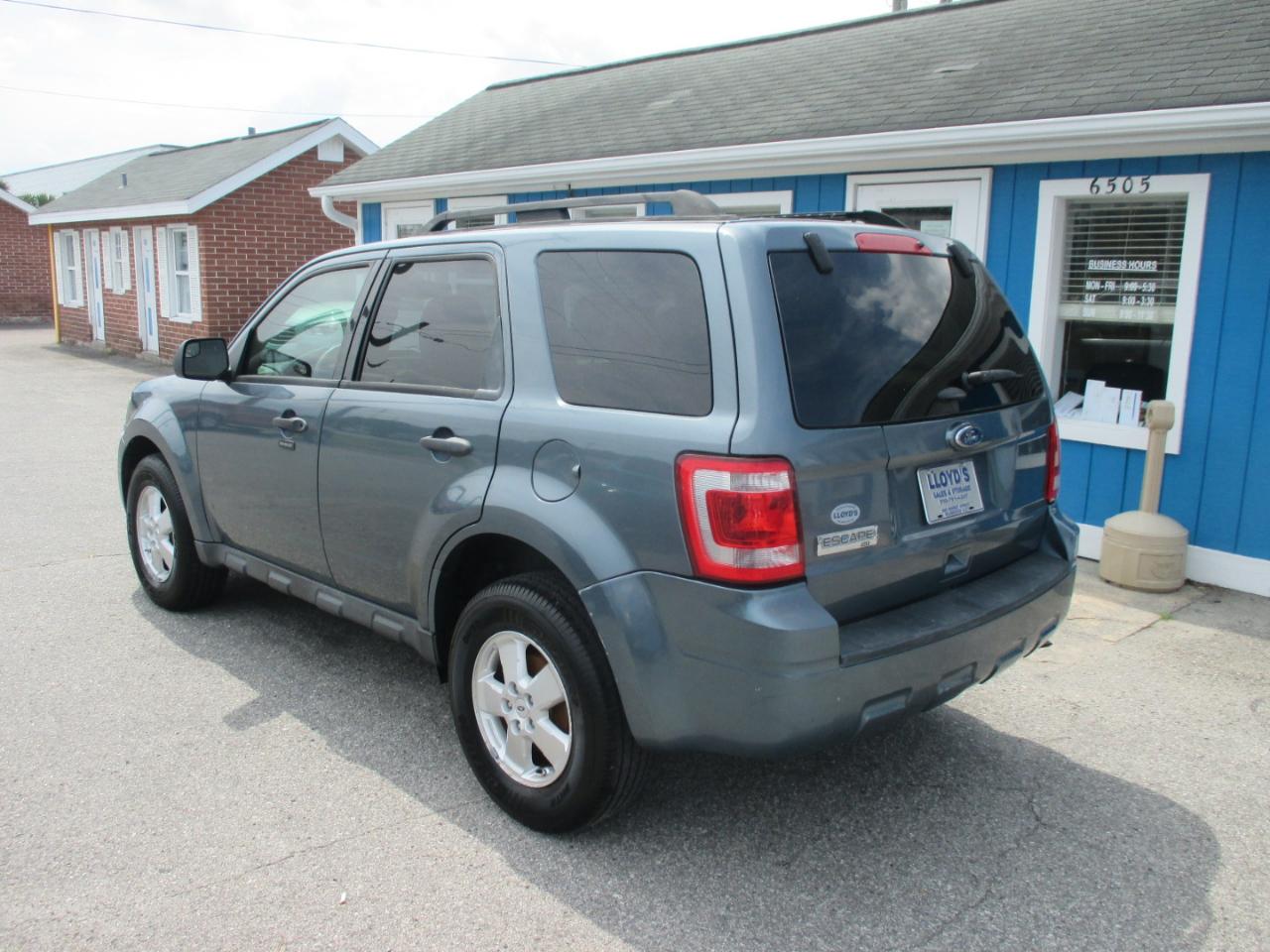 Ford Escape FWD 4dr XLT 2012