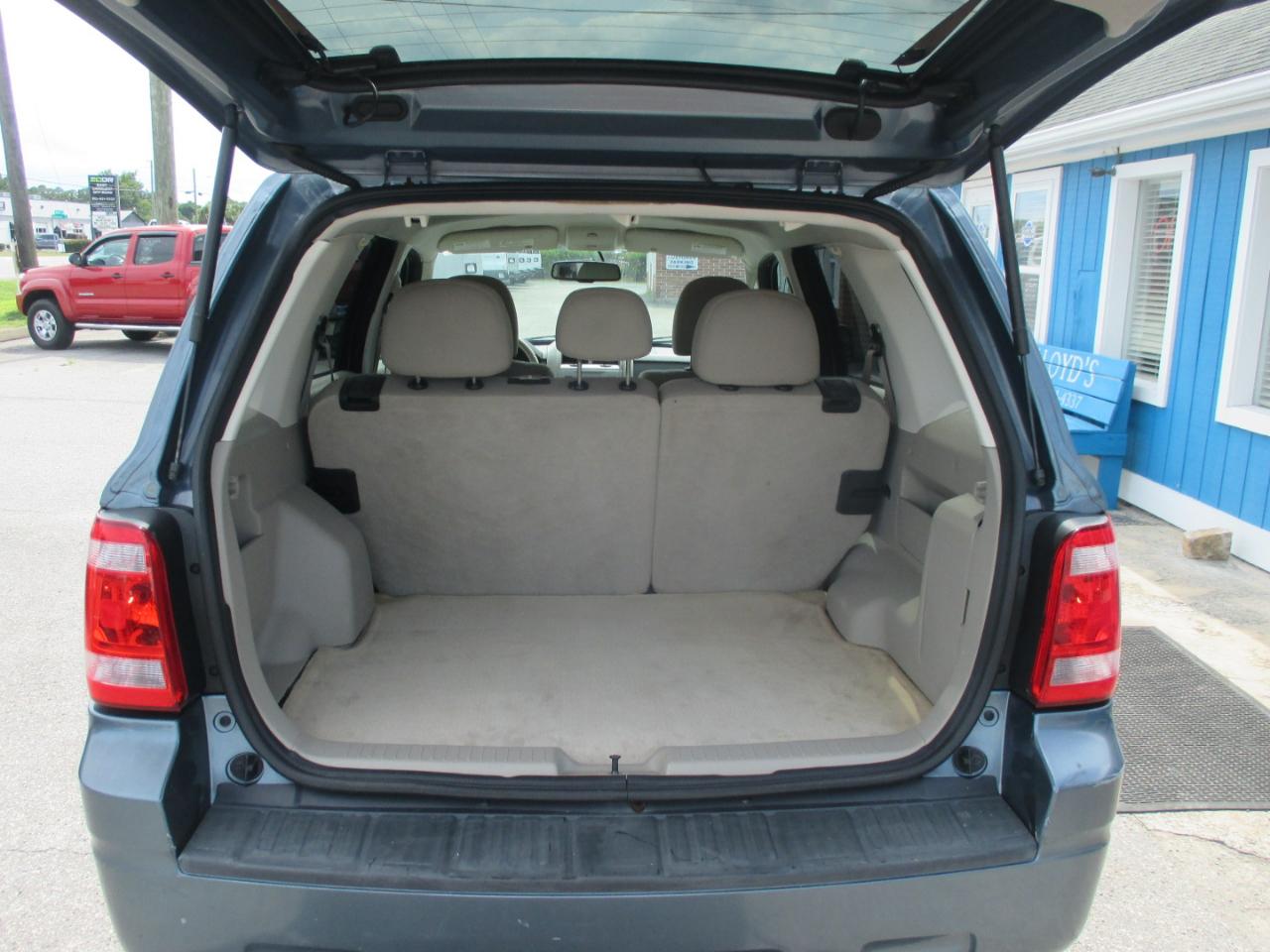 Ford Escape FWD 4dr XLT 2012