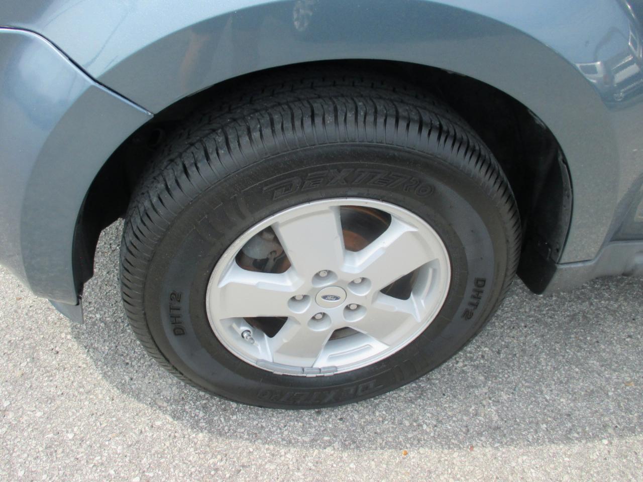 Ford Escape FWD 4dr XLT 2012