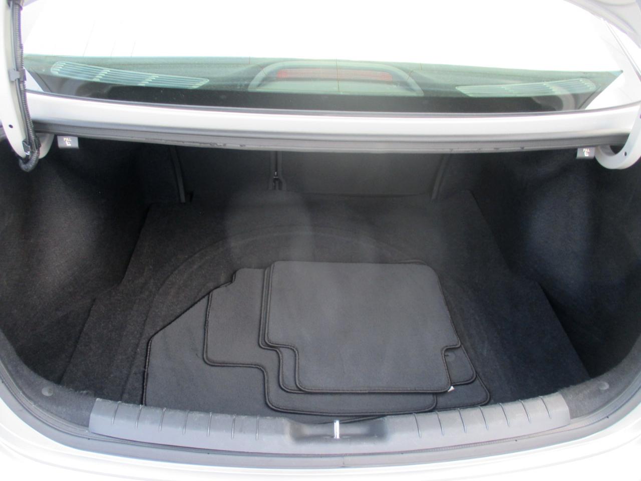 Hyundai Elantra SE IVT 2020