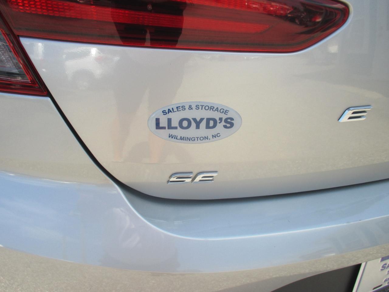 Hyundai Elantra SE IVT 2020