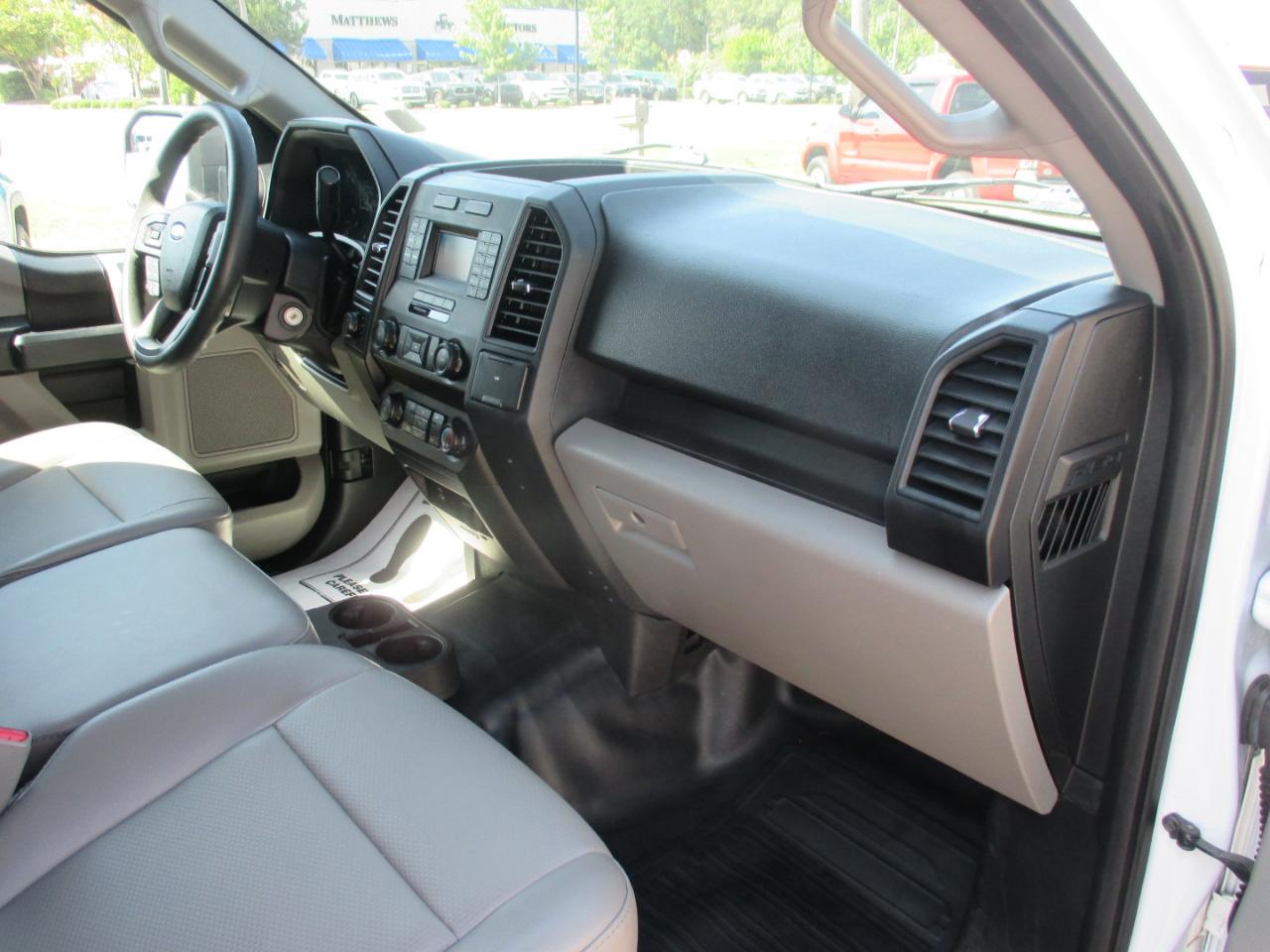 Ford F-150 XL 4WD SuperCrew 5.5' Box 2017