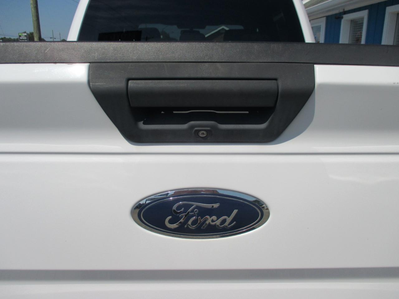 Ford F-150 XL 4WD SuperCrew 5.5' Box 2017