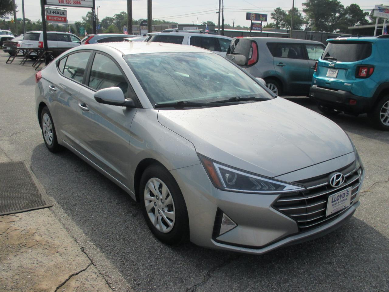 Hyundai Elantra SE IVT 2020