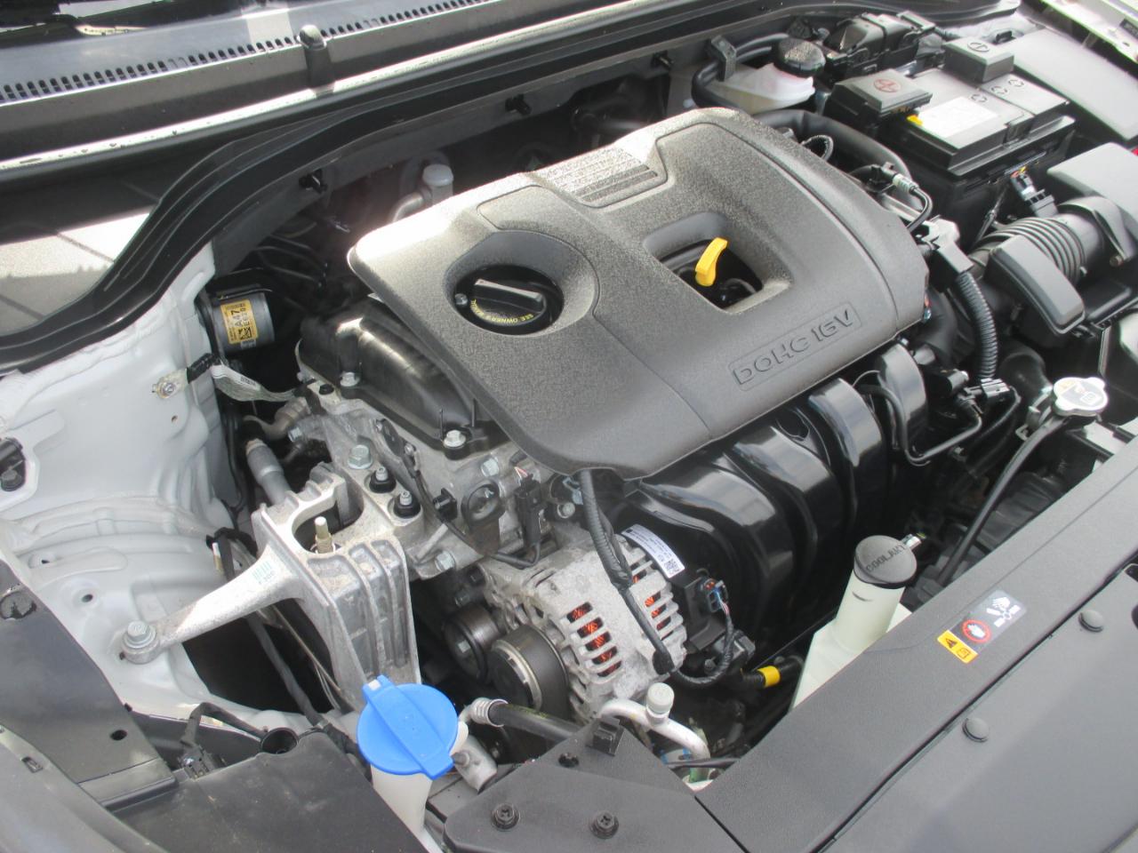 Hyundai Elantra SE IVT 2020