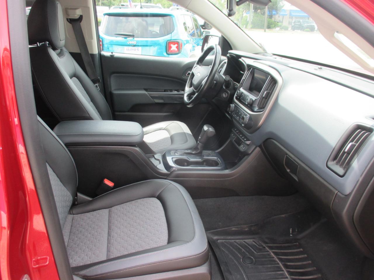 Chevrolet Colorado 4WD Crew Cab 128" Z71 2021