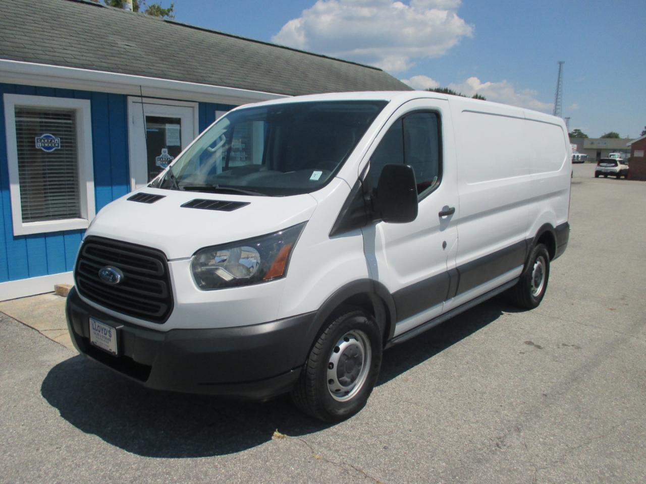 Ford Transit Van T-150 130" Low Rf 8600 GVWR Swing-Out RH Dr 2017