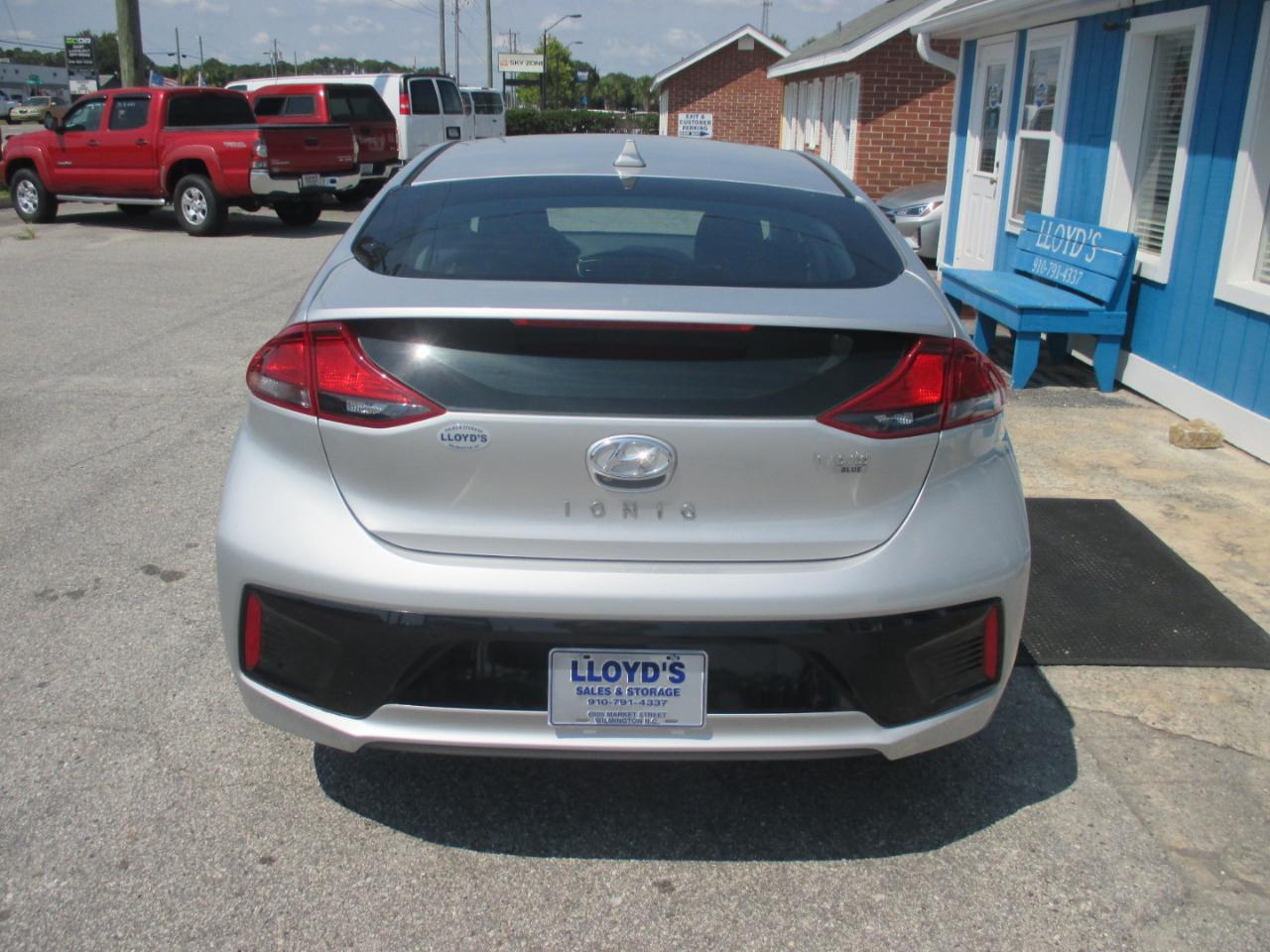 Hyundai Ioniq Hybrid Blue Hatchback 2019