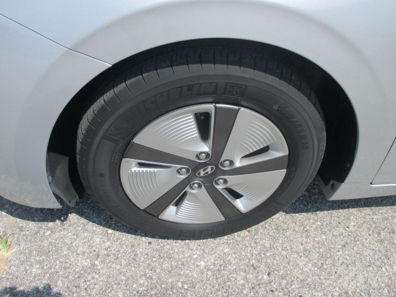 Hyundai Ioniq Hybrid Blue Hatchback 2019