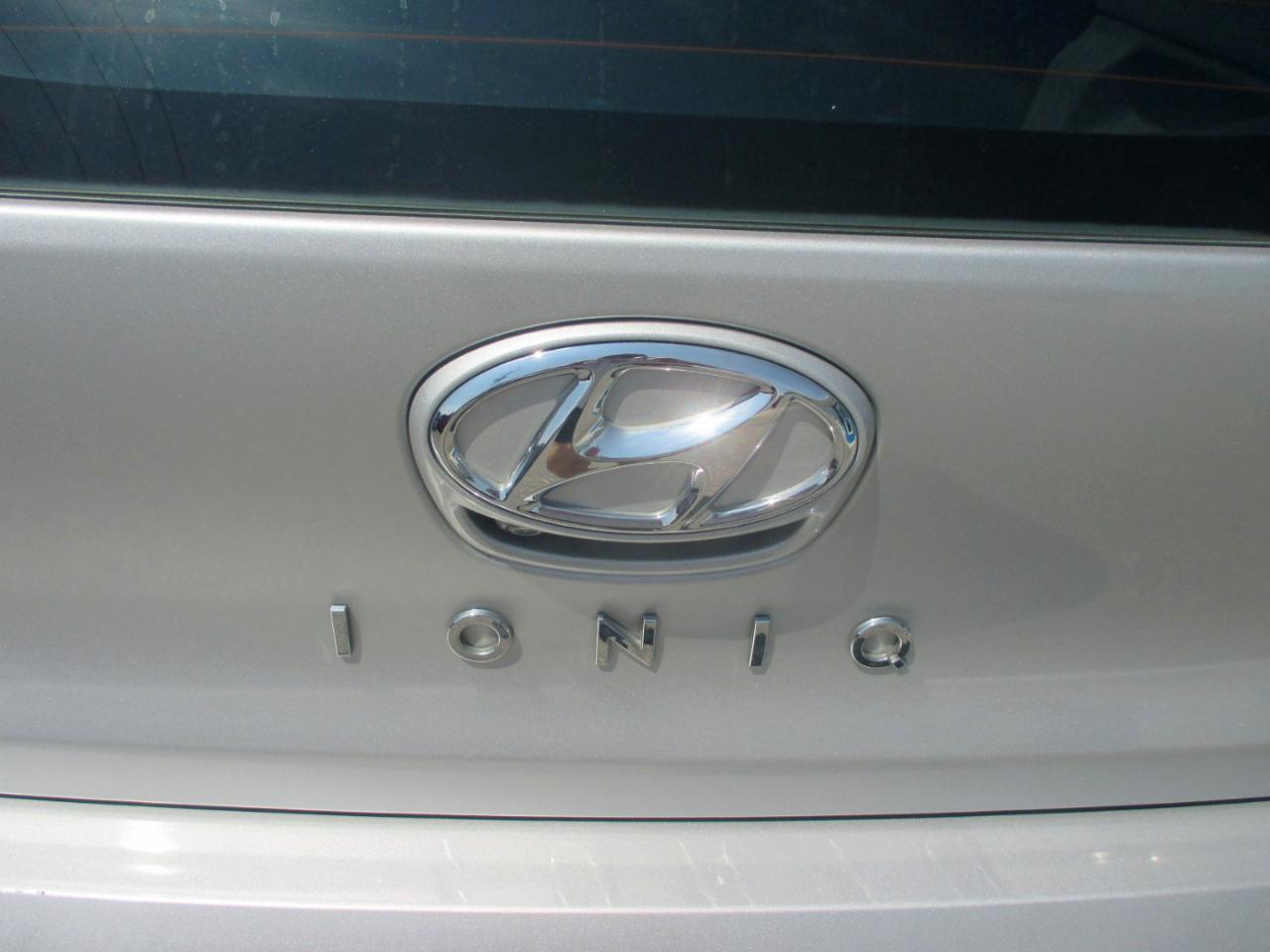 Hyundai Ioniq Hybrid Blue Hatchback 2019