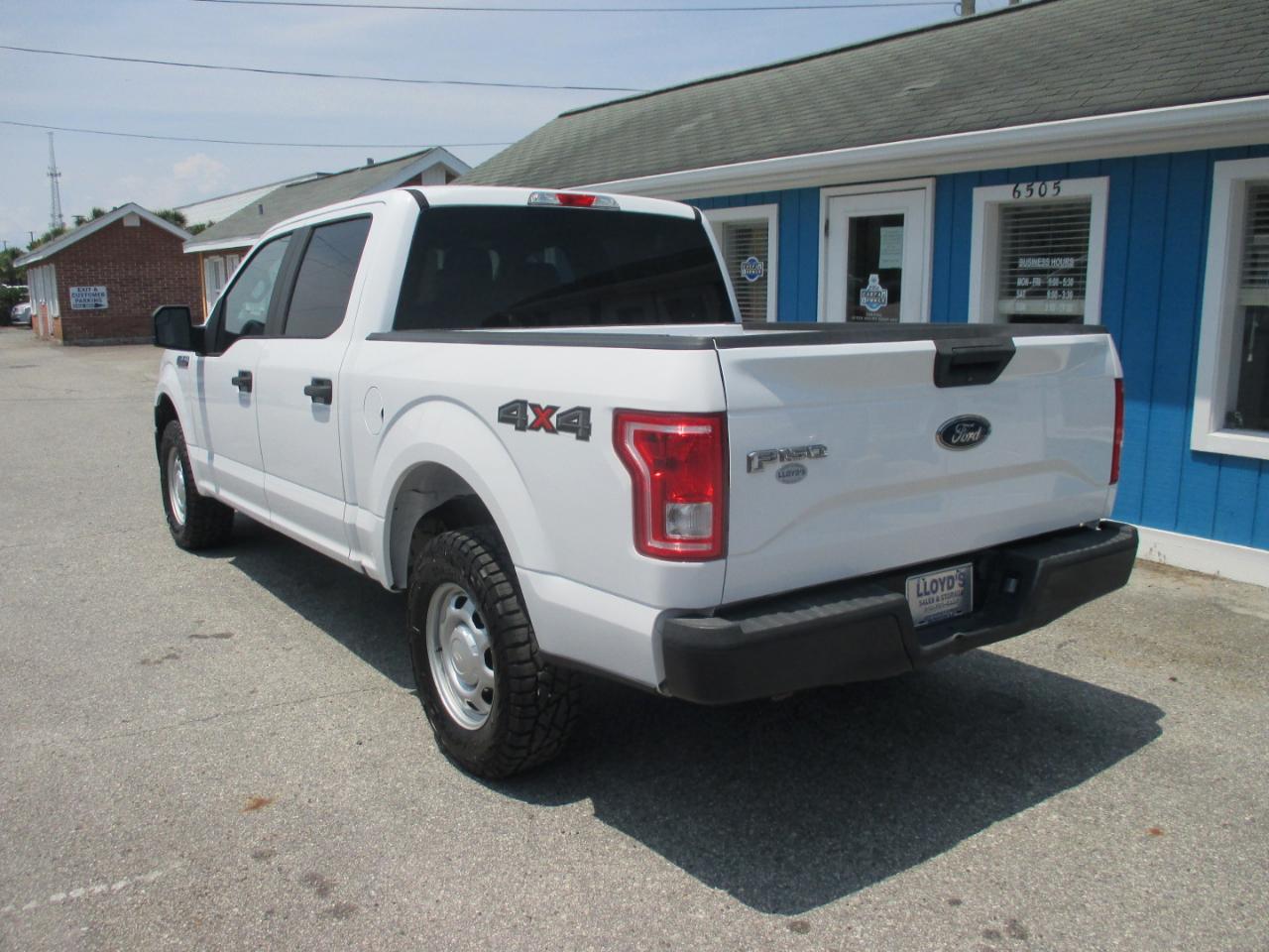 Ford F-150 XL 4WD SuperCrew 5.5' Box 2017