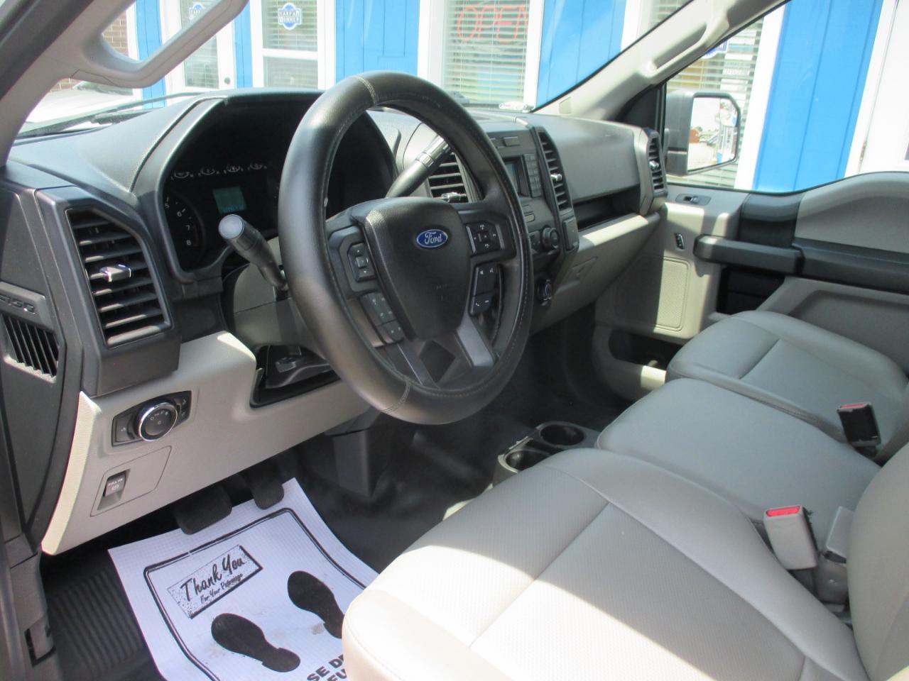 Ford F-150 XL 4WD SuperCrew 5.5' Box 2017