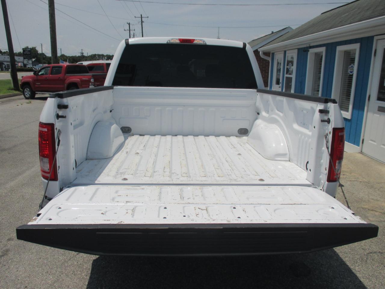 Ford F-150 XL 4WD SuperCrew 5.5' Box 2017