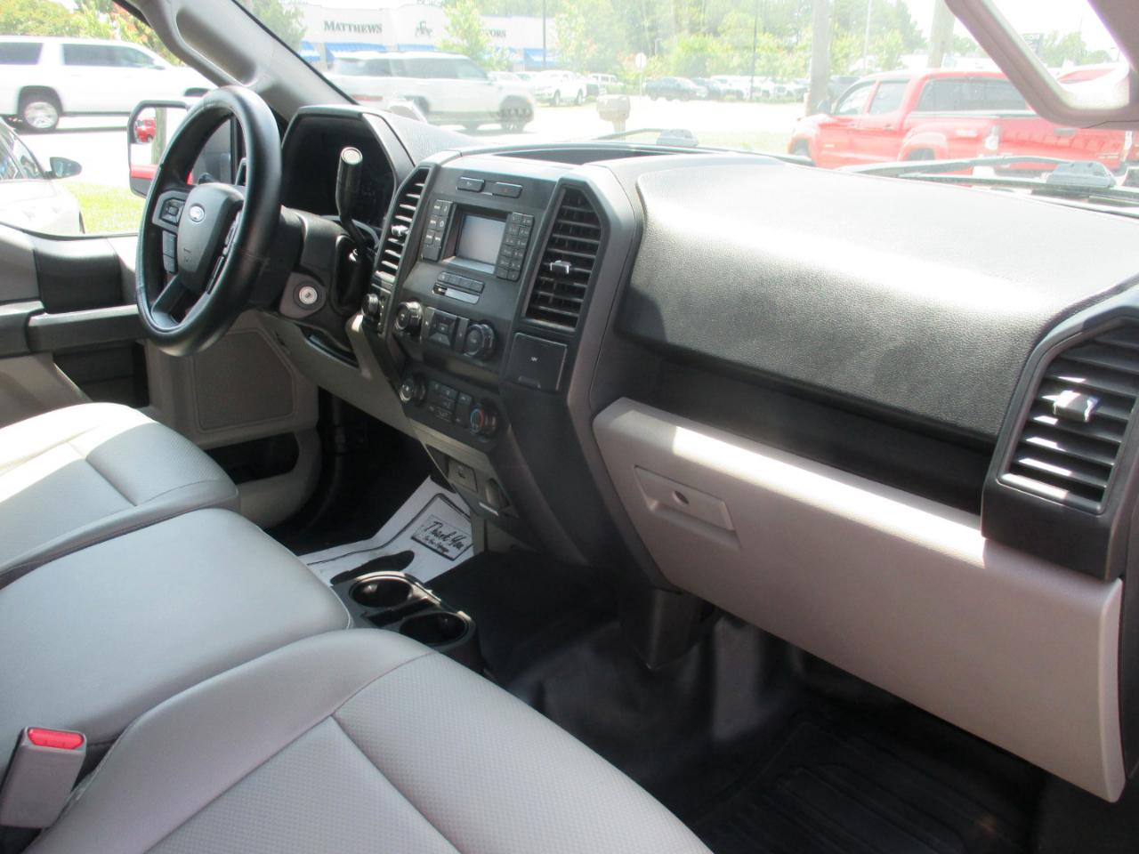 Ford F-150 XL 4WD SuperCrew 5.5' Box 2017