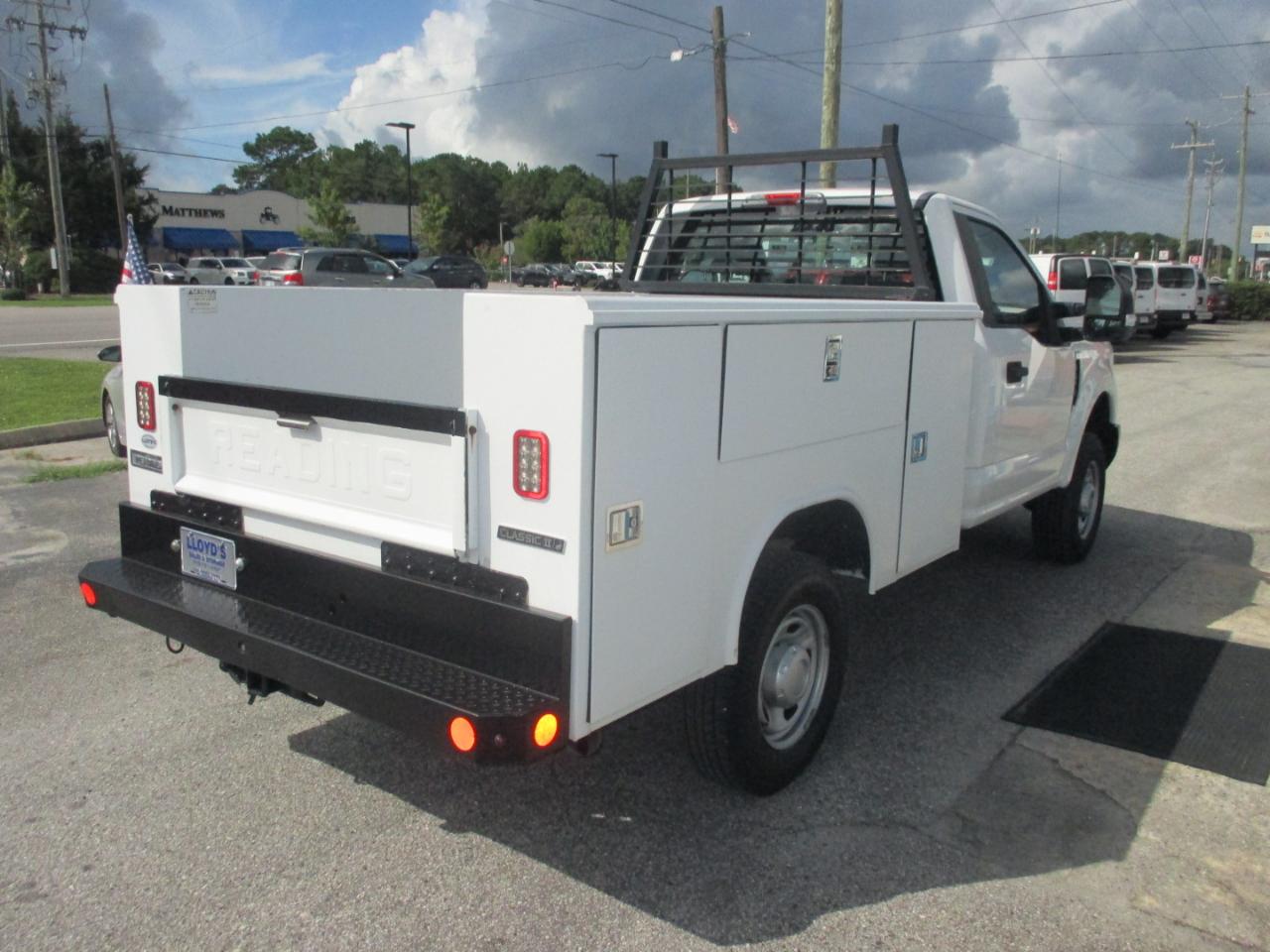 Ford Super Duty F-250 SRW XL 4WD Reg Cab 8' Box 2018