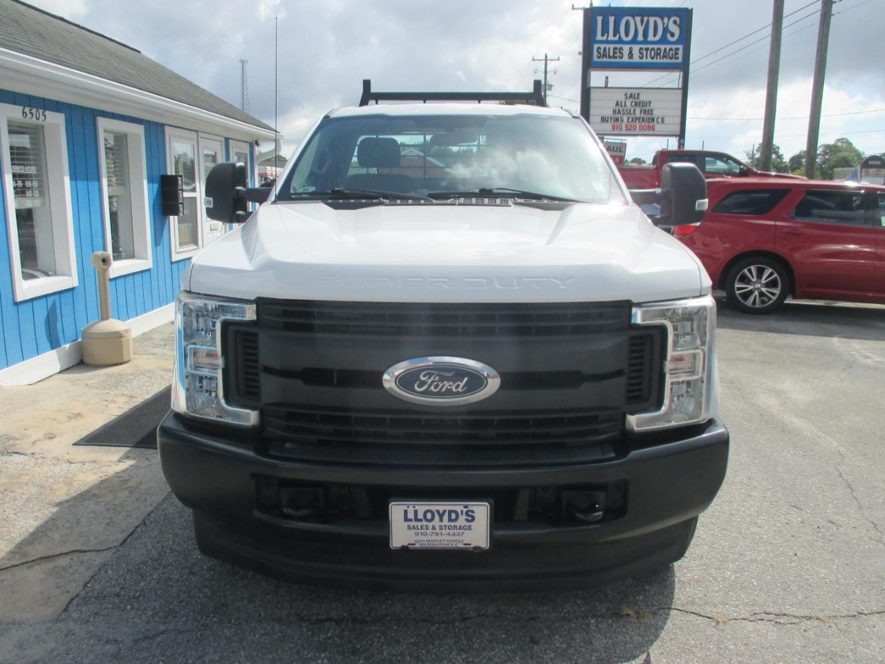 Ford Super Duty F-250 SRW XL 4WD Reg Cab 8' Box 2018
