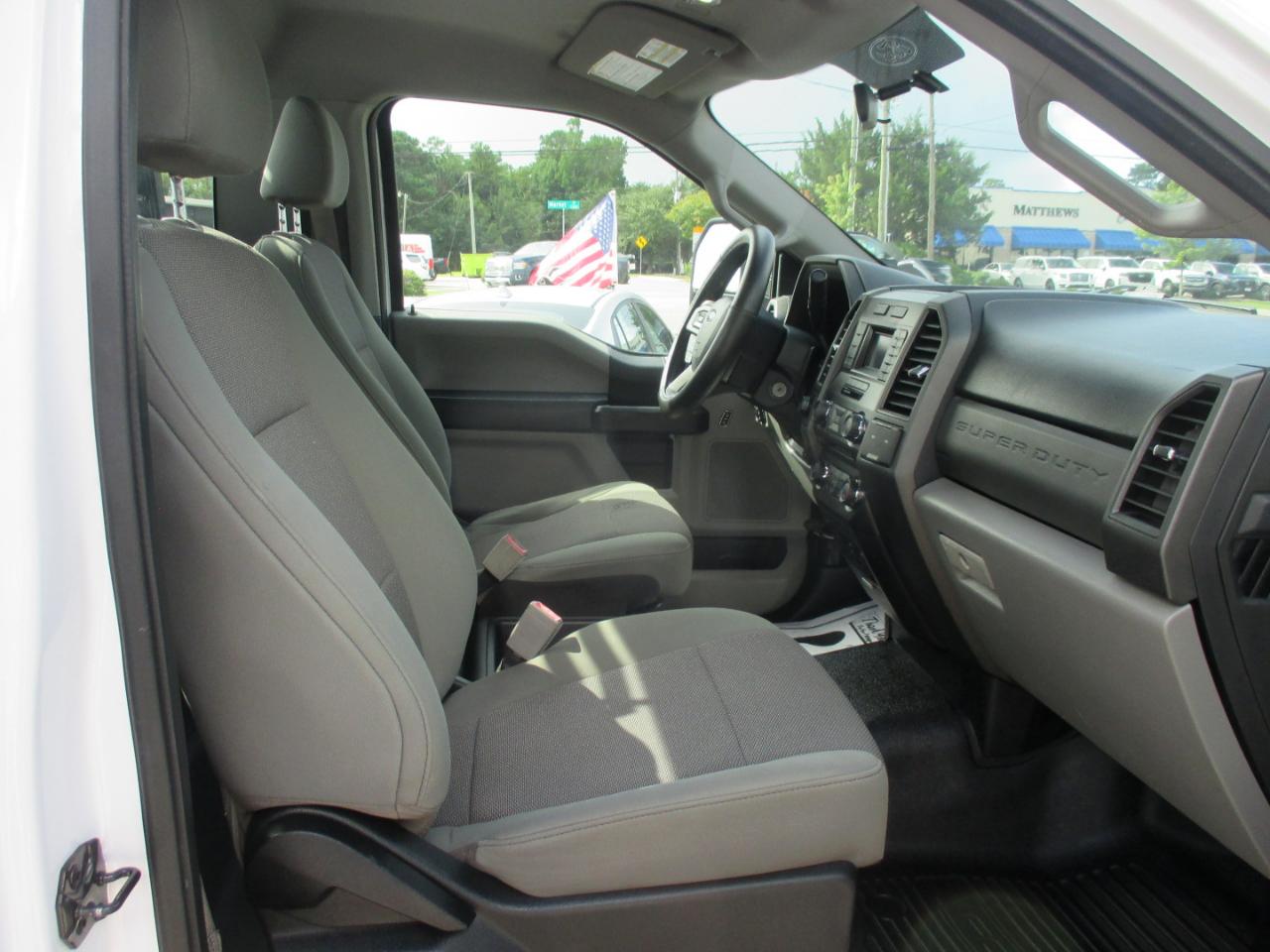 Ford Super Duty F-250 SRW XL 4WD Reg Cab 8' Box 2018