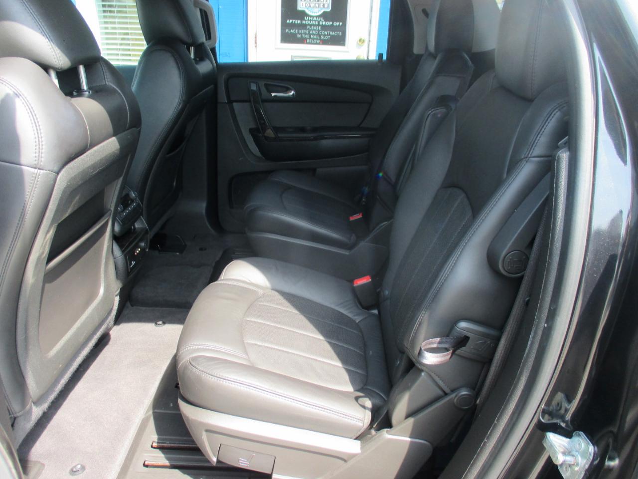 GMC Acadia FWD 4dr Denali 2012