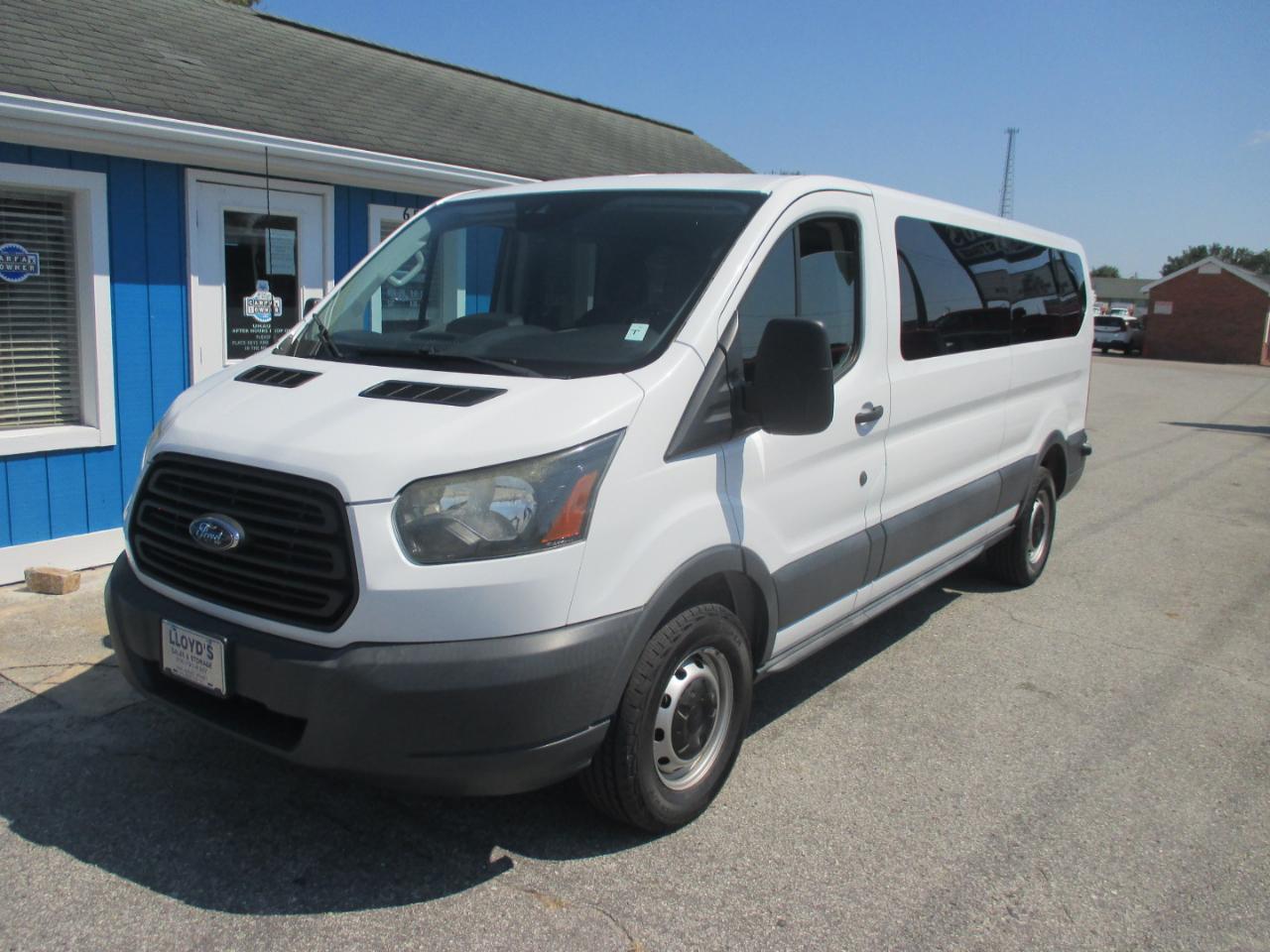 Ford Transit Wagon T-350 148" Low Roof XL Swing-Out RH Dr 2016
