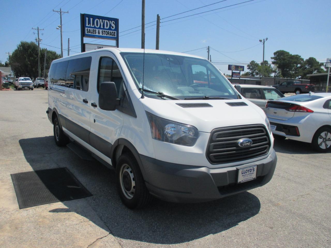 Ford Transit Passenger Wagon T-350 148" Low Roof XL Sliding RH Dr 2018