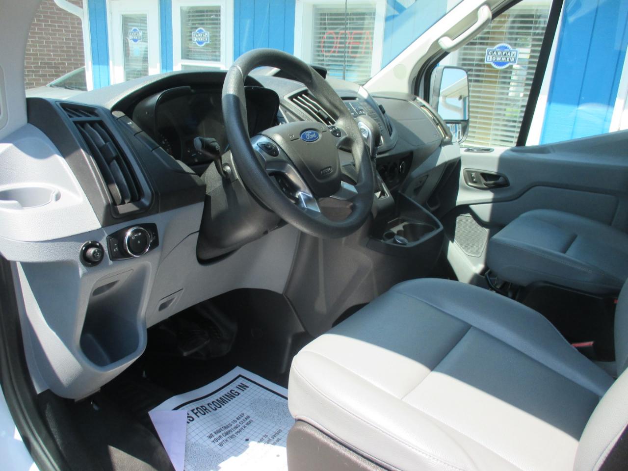 Ford Transit Passenger Wagon T-350 148" Low Roof XL Sliding RH Dr 2018