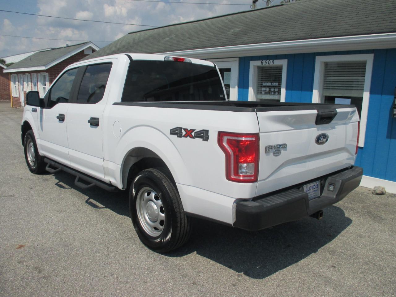 Ford F-150 XL 4WD SuperCrew 5.5' Box 2017