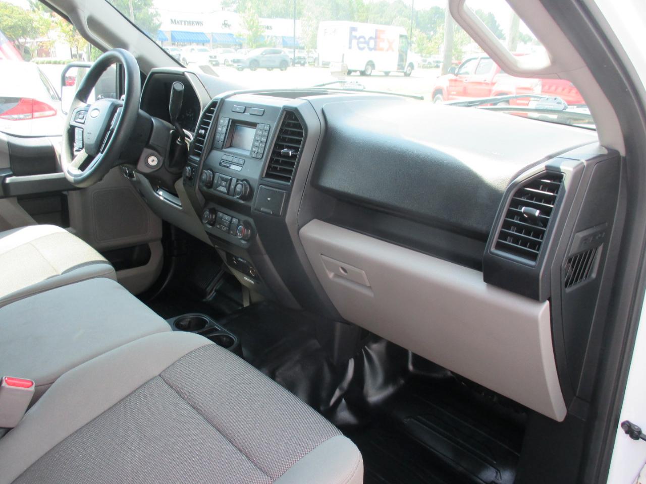 Ford F-150 XL 4WD SuperCrew 5.5' Box 2017