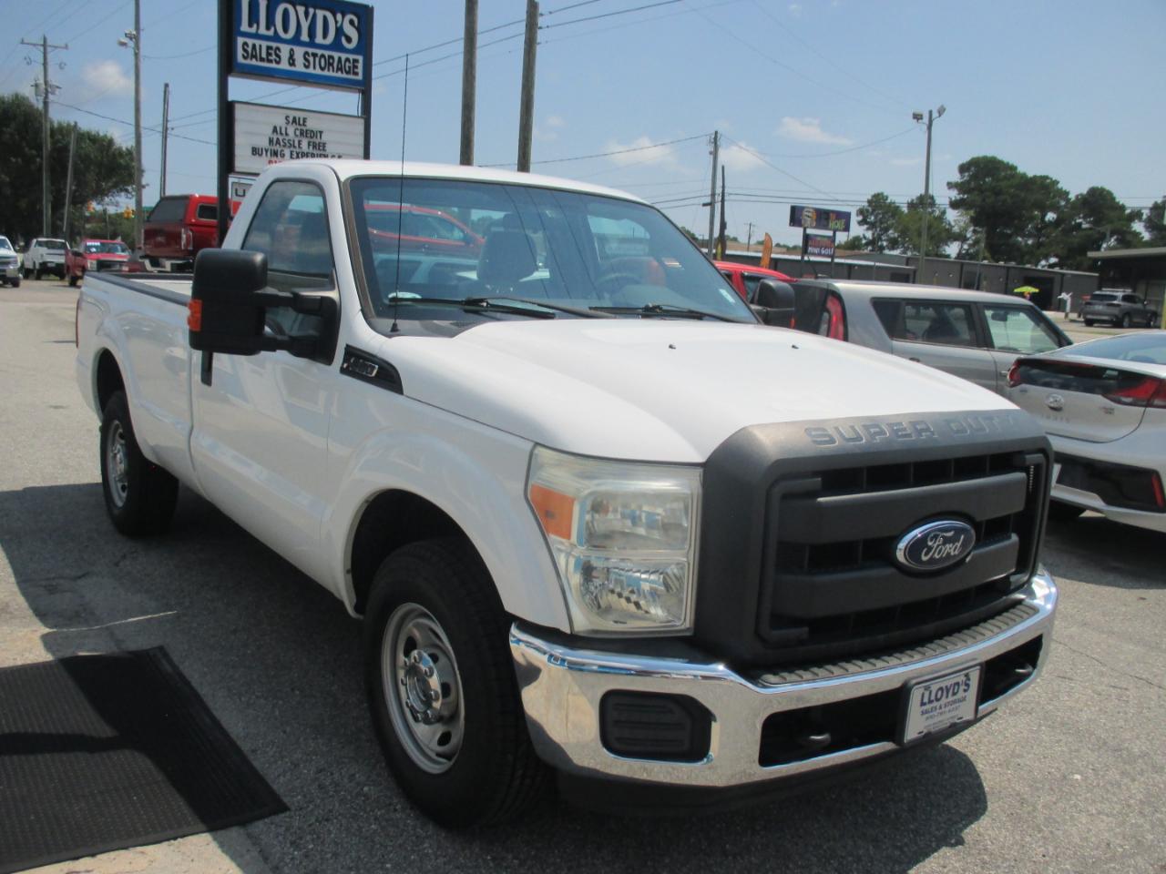 Ford Super Duty F-250 SRW 2WD Reg Cab 137" XL 2016
