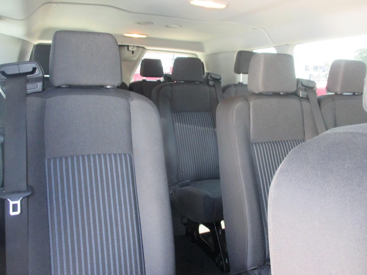 Ford Transit Passenger Wagon T-350 148" Low Roof XL Swing-Out RH Dr 2018