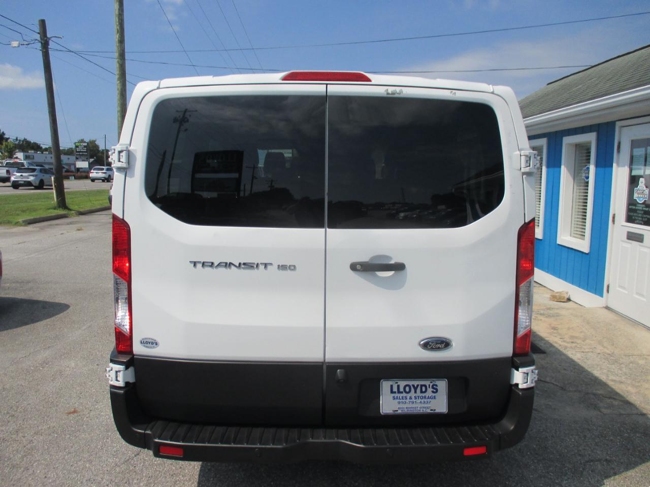Ford Transit Passenger Wagon T-150 130" Low Roof XL Swing-Out RH Dr 2018