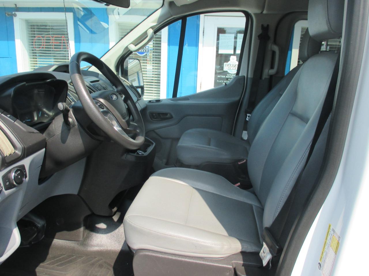 Ford Transit Passenger Wagon T-150 130" Low Roof XL Swing-Out RH Dr 2018