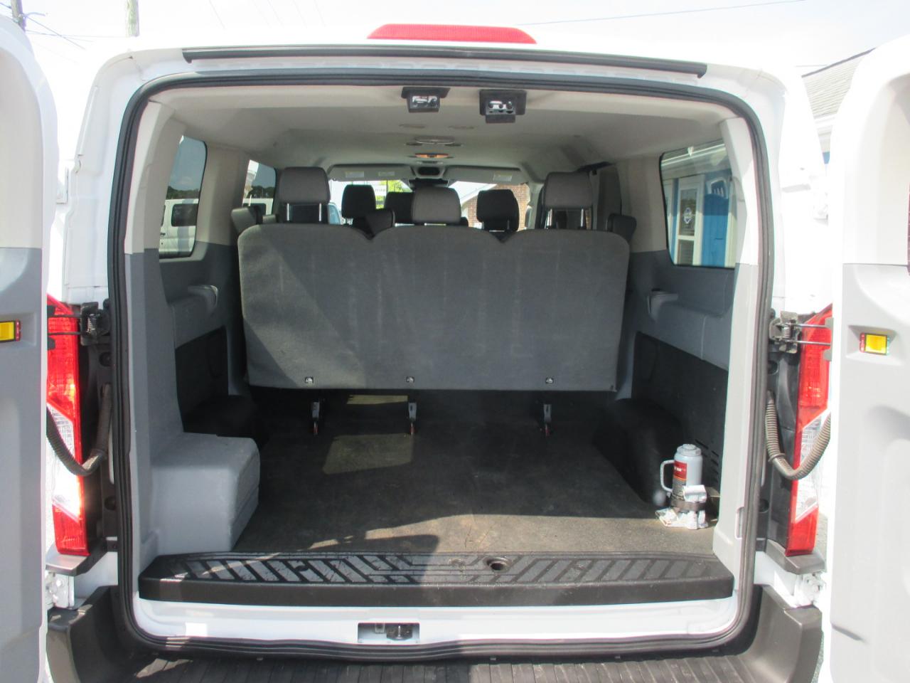 Ford Transit Passenger Wagon T-150 130" Low Roof XL Swing-Out RH Dr 2018