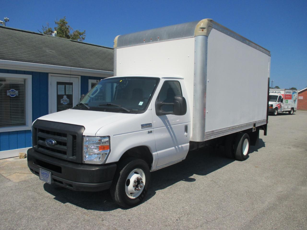 Ford E-Series Cutaway E-450 DRW 158" WB 2018