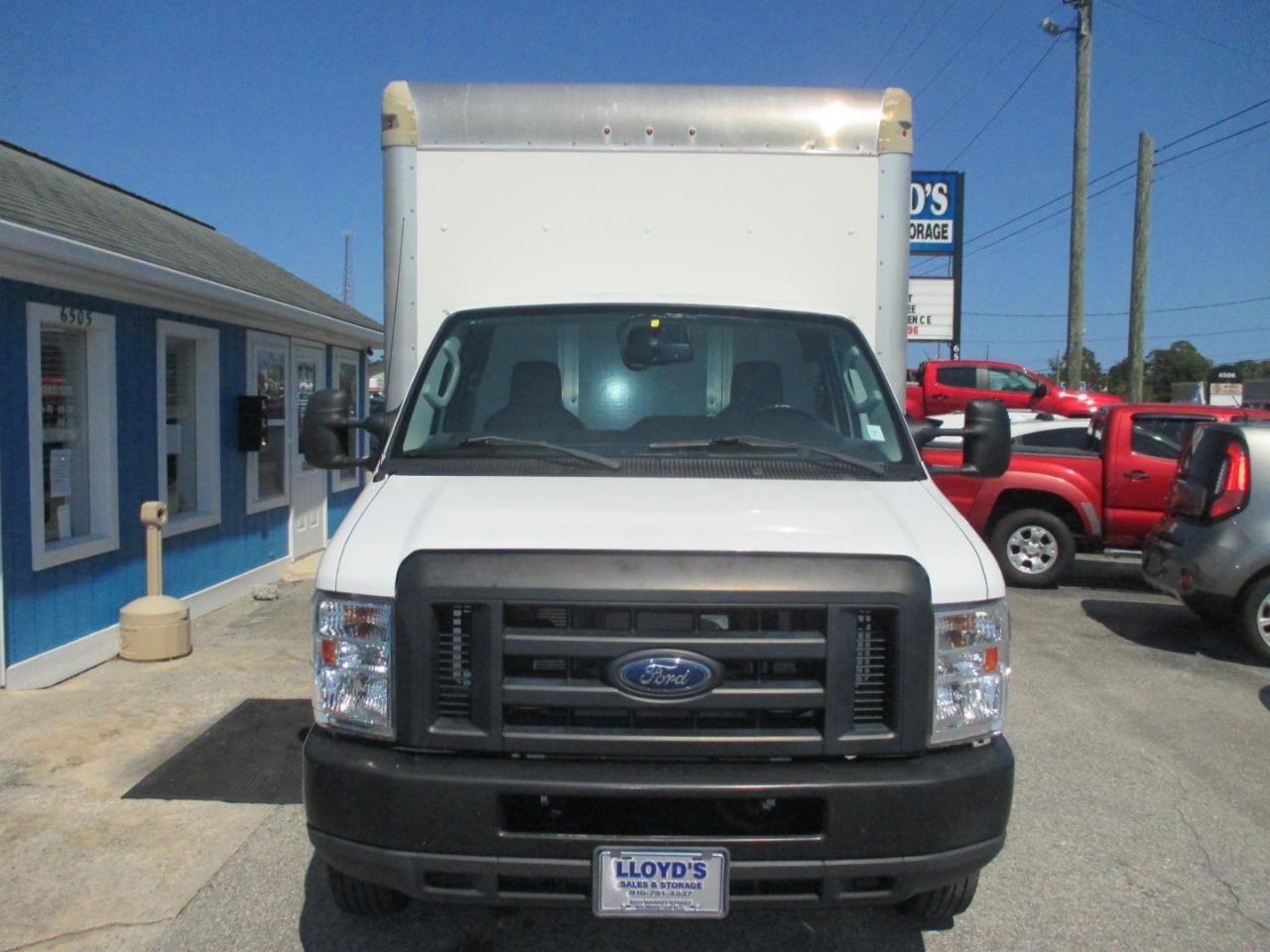 Ford E-Series Cutaway E-450 DRW 158" WB 2018