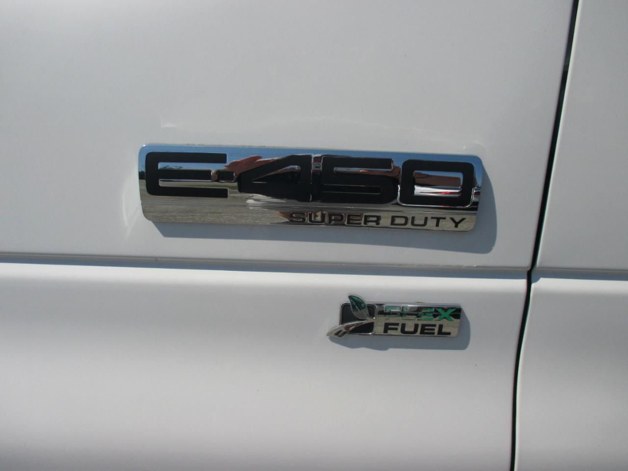 Ford E-Series Cutaway E-450 DRW 158" WB 2018